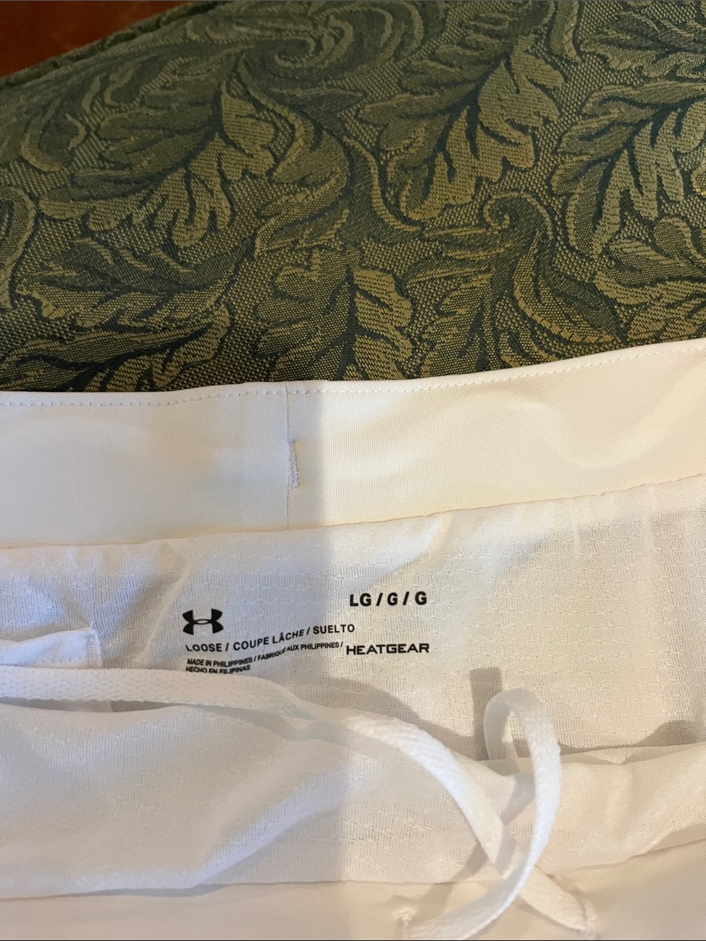 Under Armour White Women’s Athletic Shorts HeatGear
